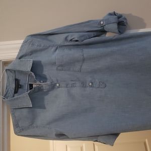 NWT women's denim blouse by Tommy Hilfiger, size Large.
